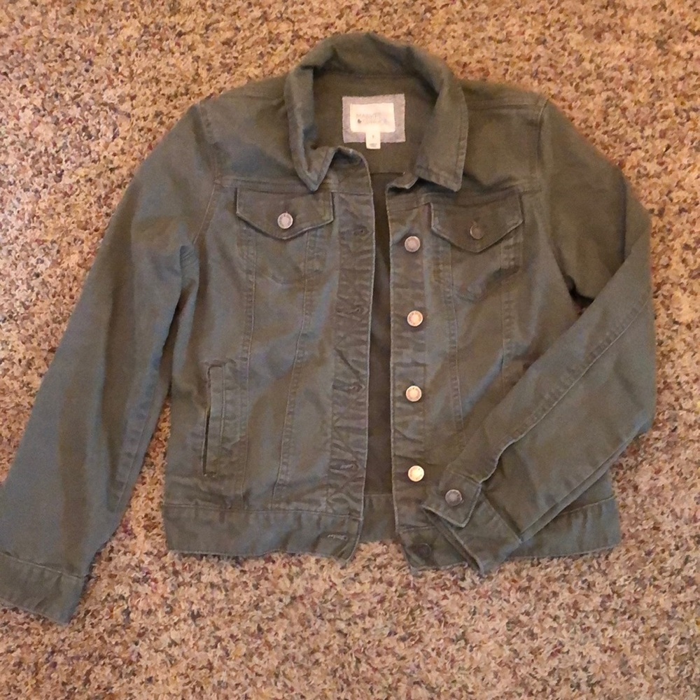 womans green jean jacket size medium
